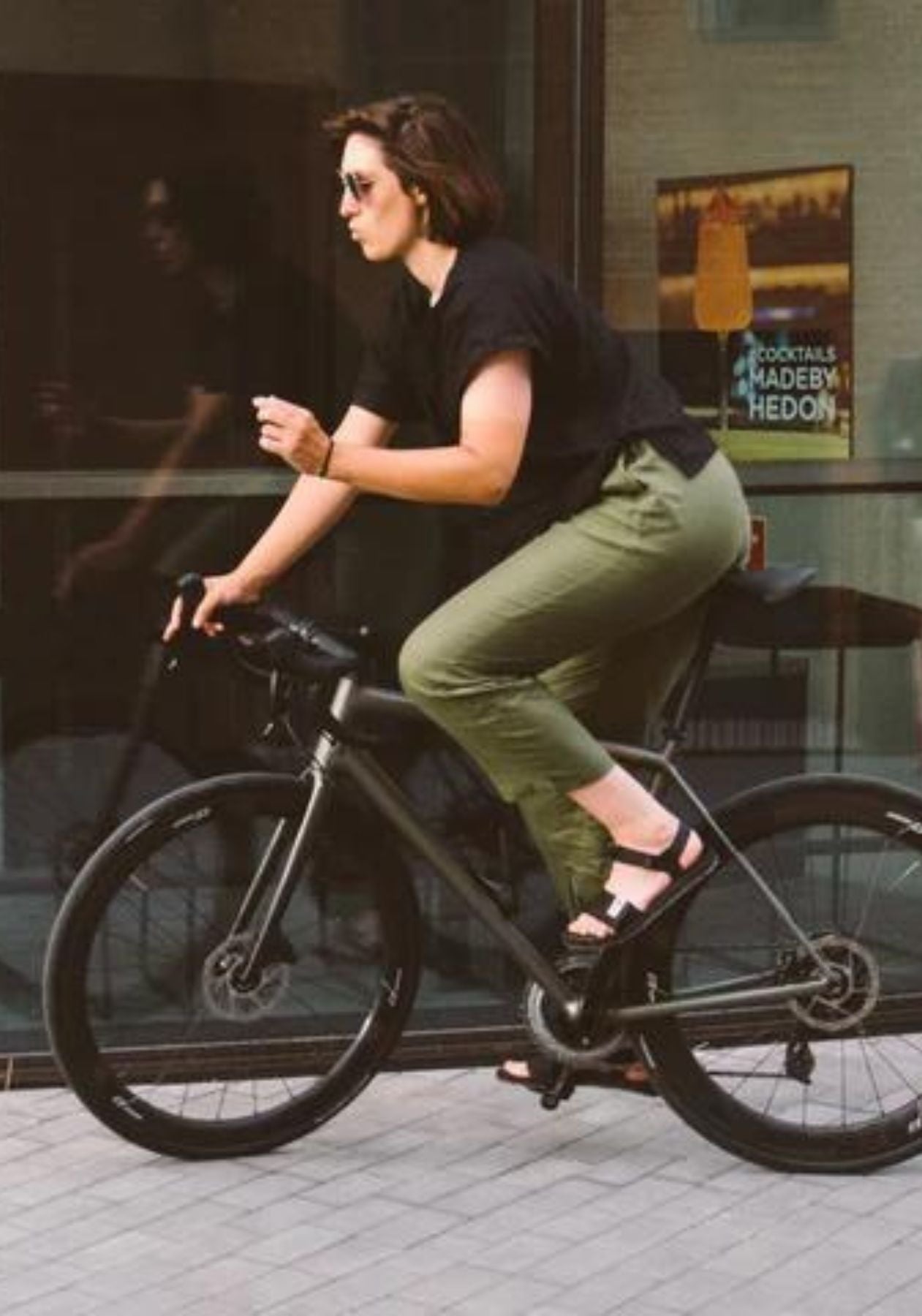 Outfit by @bohemiacyclingirl Moss green and black