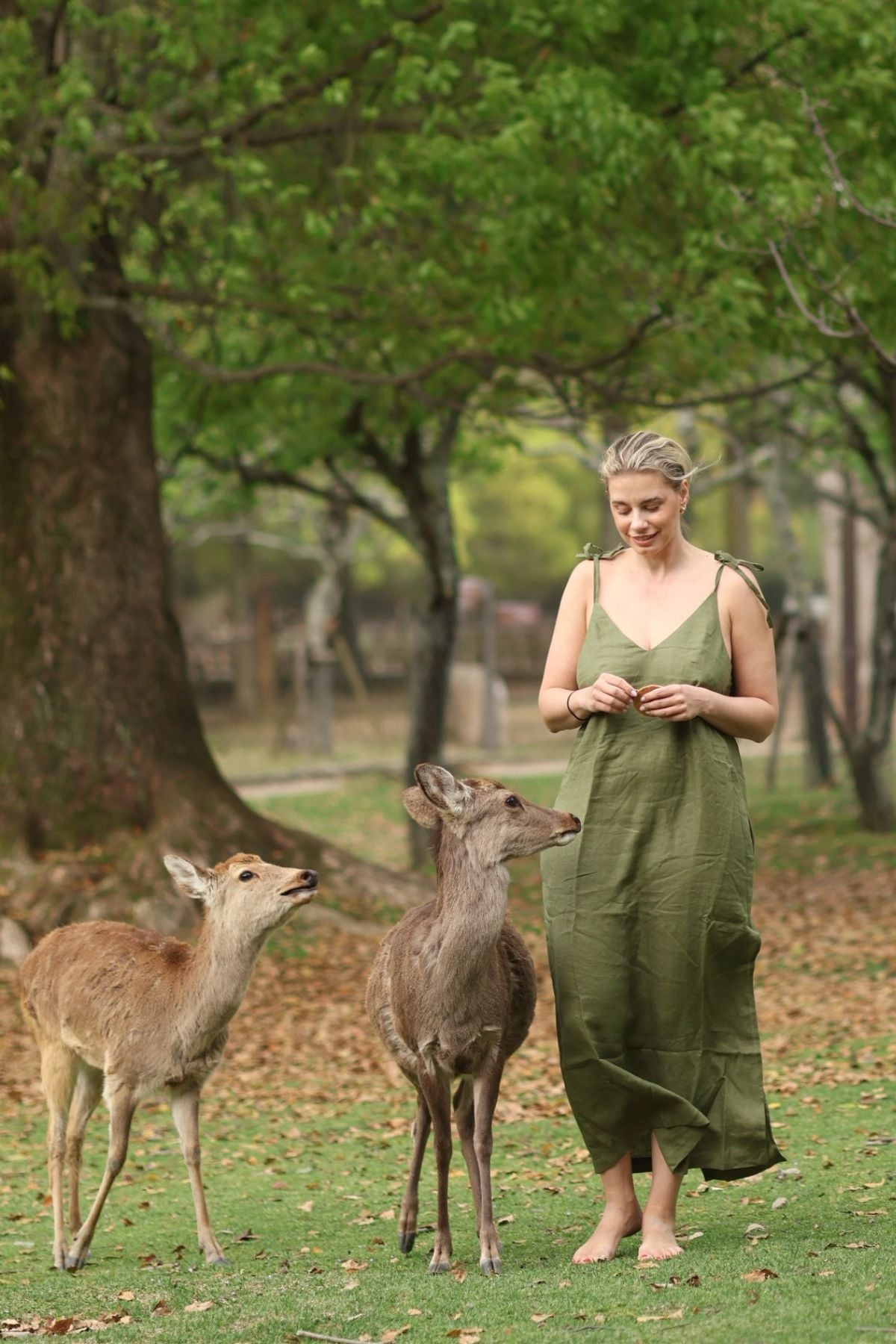 Oufit by Daniela Žáková & Deers Moss green long dress