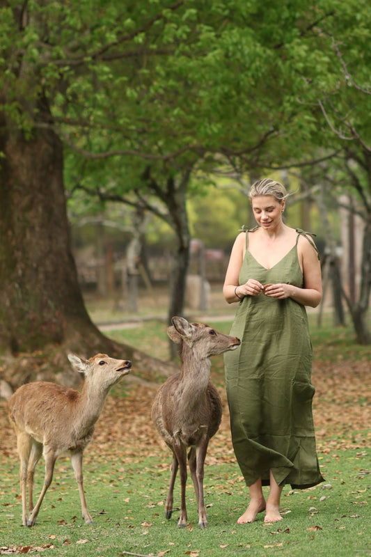 Oufit by Daniela Žáková & Deers Moss green long dress
