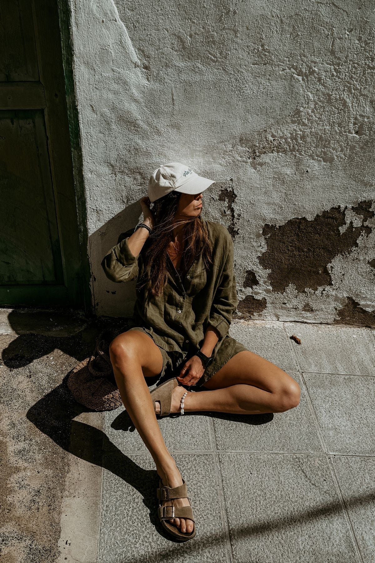 Outfit by Michaela Krajanová All moss green linen Shirt & Shorts