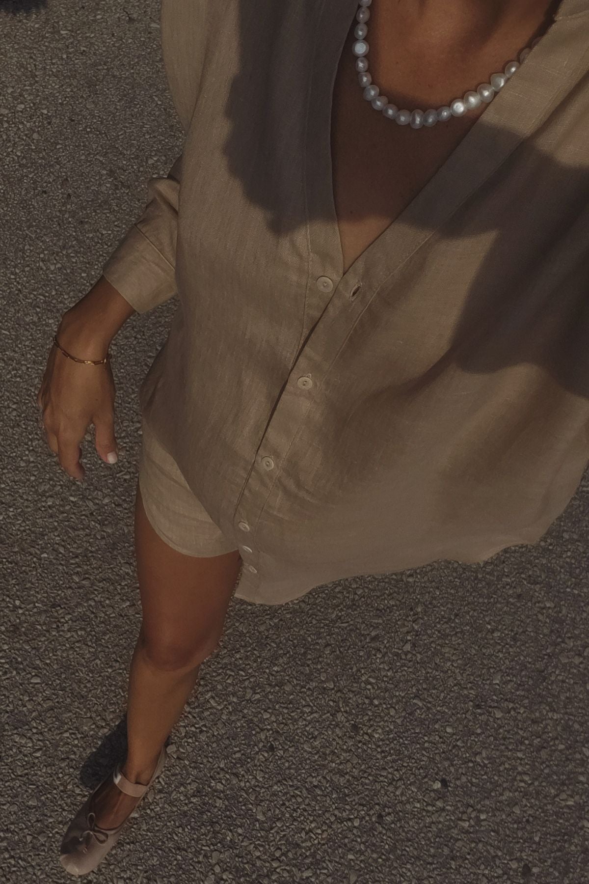 Outfit by Nina Joklová Natural Beige shirt & pants