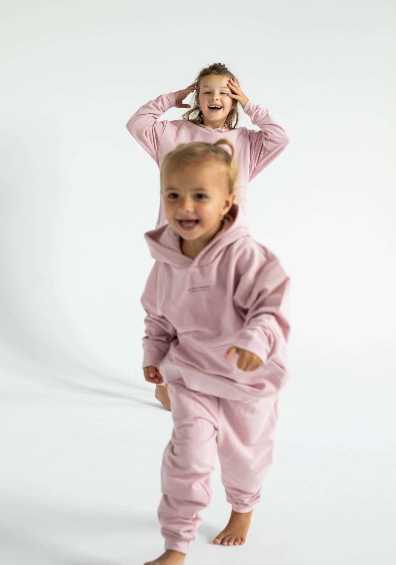 Detská mikina s kapucňou z biobavlny Bailet slipper-Pink - regular