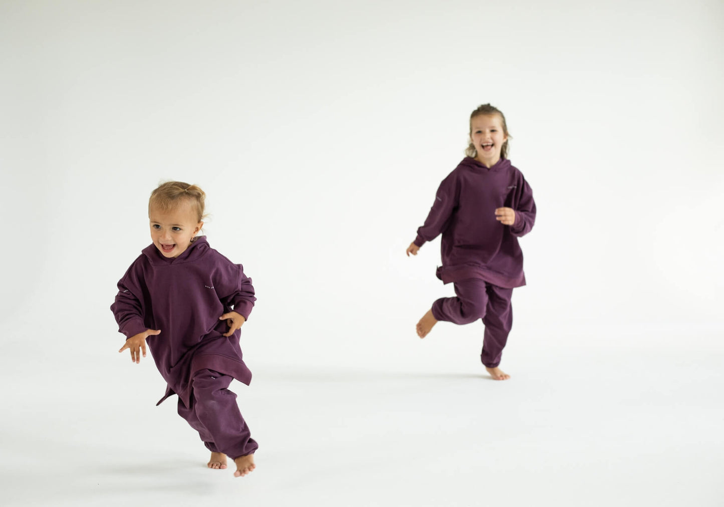 Detská mikina s kapucňou z biobavlny Purple - Oversized