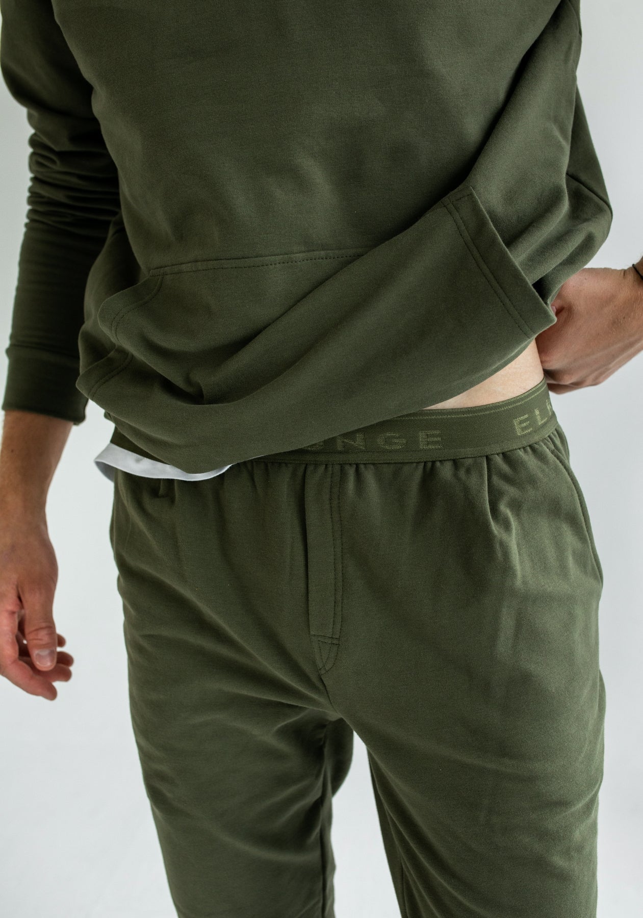Pánske Teplákové nohavice z biobavlny Moss green lounge brushed - regular