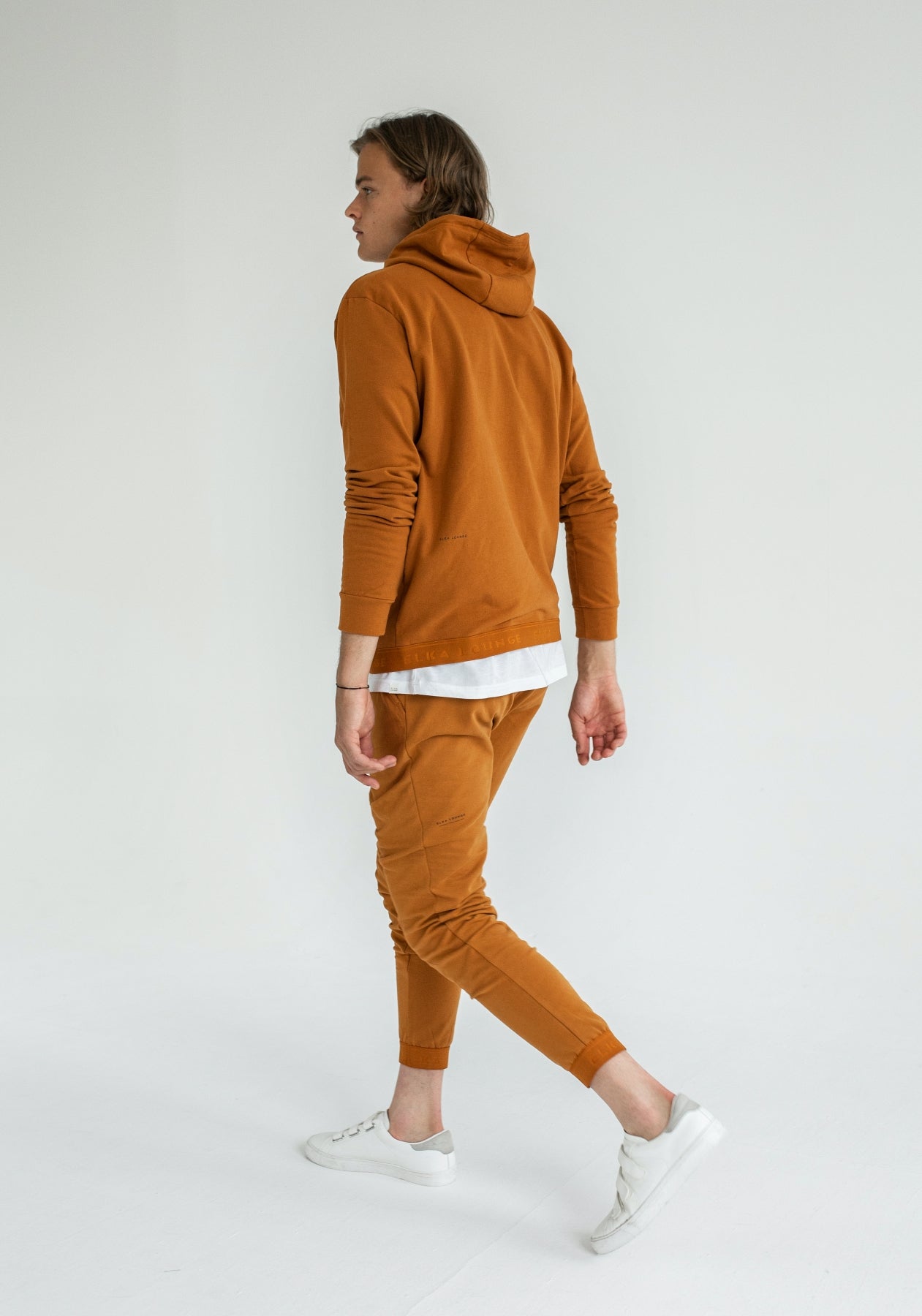 Pánske teplákové nohavice z biobavlny Burnt ochre lounge brushed - regular