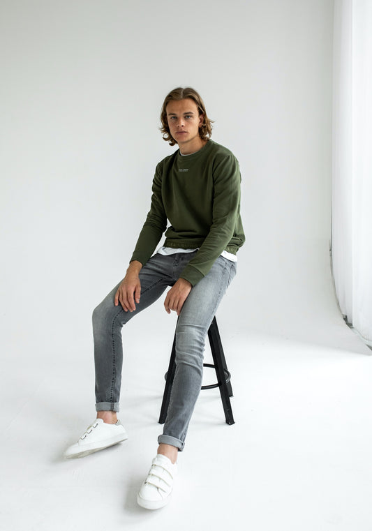 Pánska Mikina bez kapucne z biobavlny Moss green brushed - khaki regular