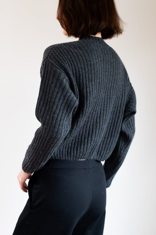 Dámský vlněný svetr crewneck Regular fit - Dark gray