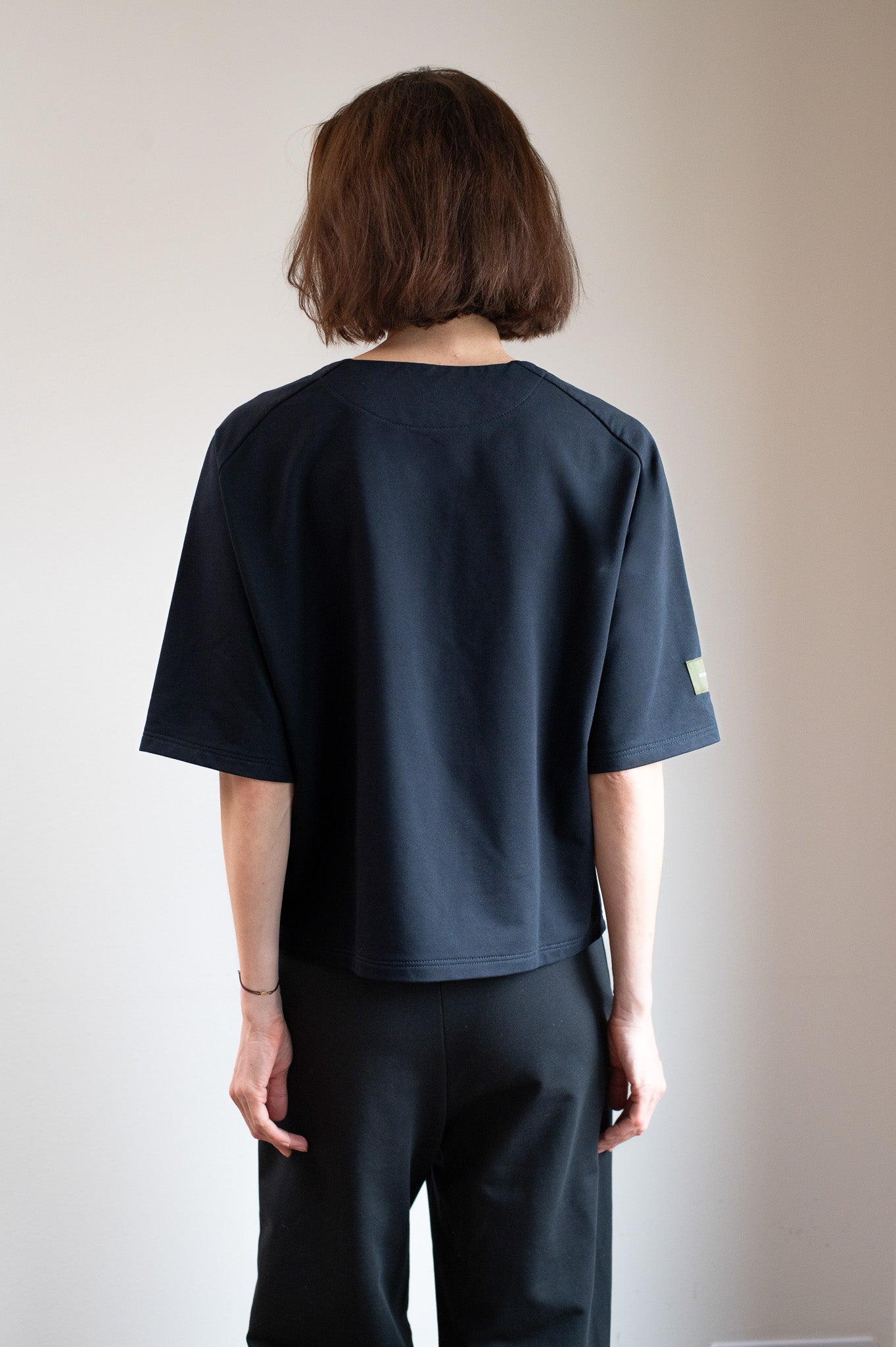 Damska bluzka typu sweatshirt z biobawełny - Loose fit