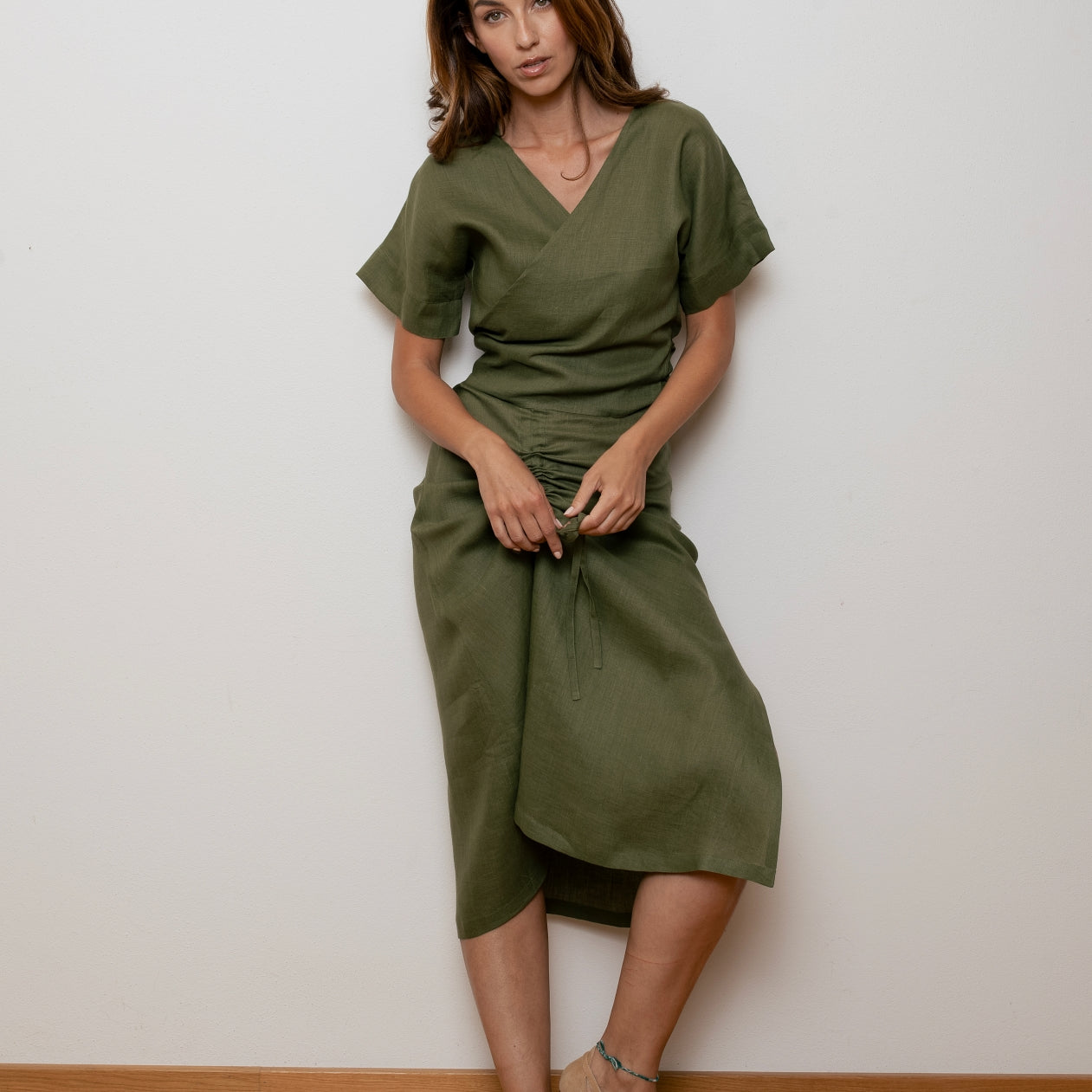 Dámský lněný zavinovací top - regular fit