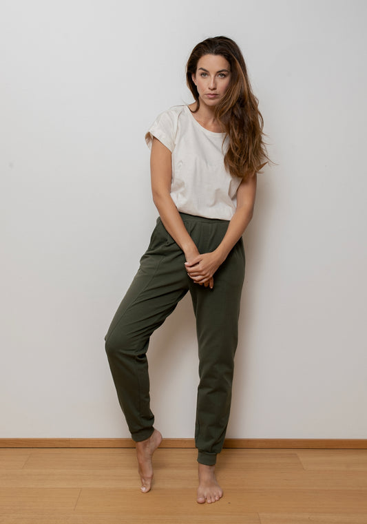 Dámske teplákové nohavice z biobavlny Moss green brushed - loose fit