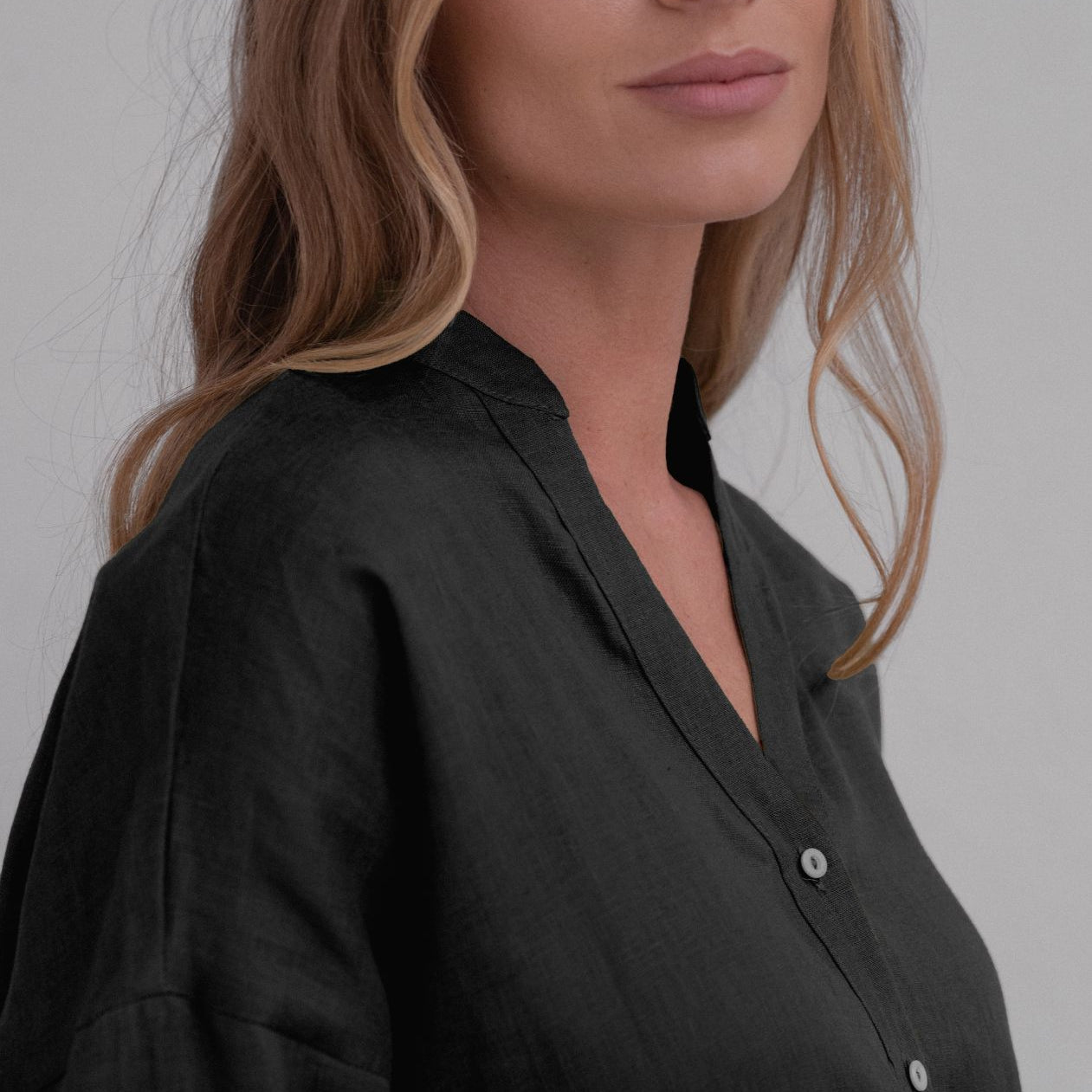 Women linen shirt - loose fit