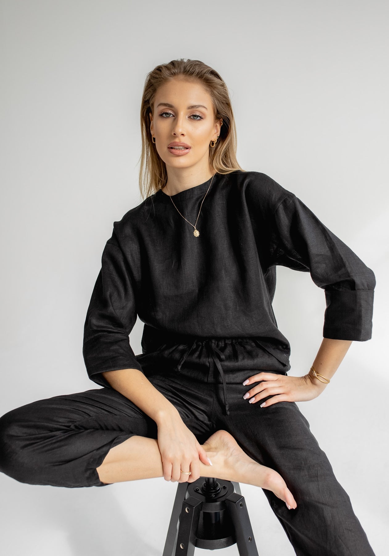 Dámsky ľanový top open back Black