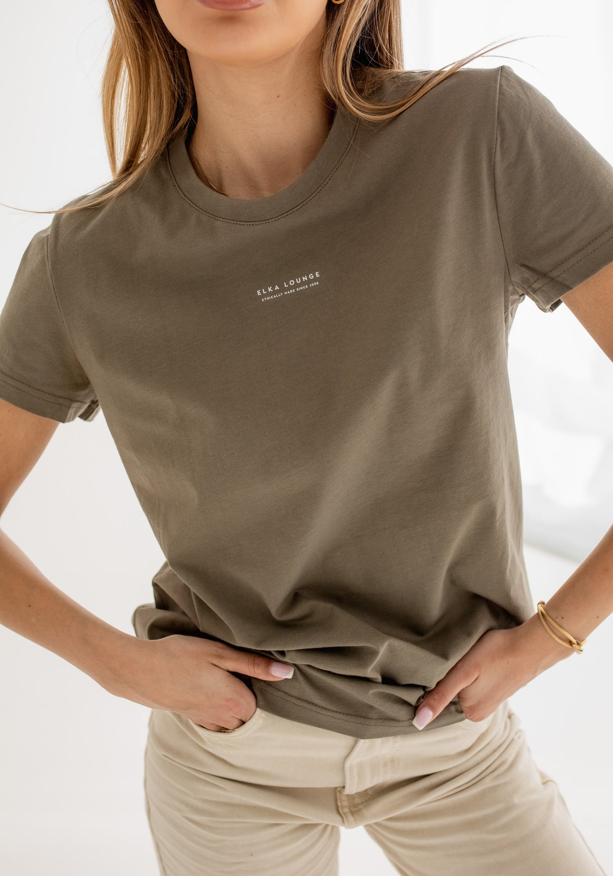 Dámské tričko z biobavlny Burnt olive - ethically made Minimalist - regular