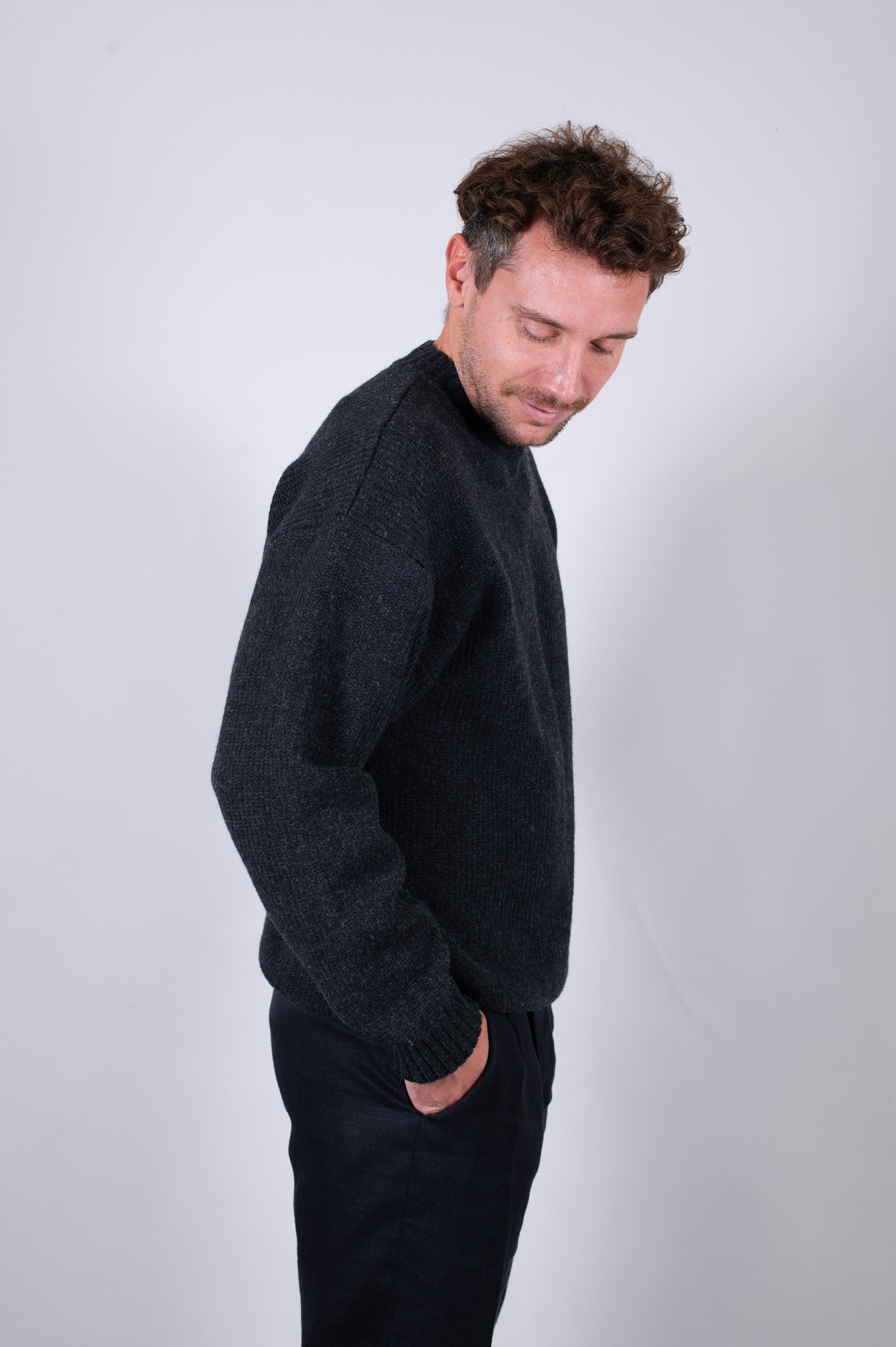 Męski wełniany sweter dziergany Loose Fit – Dark gray