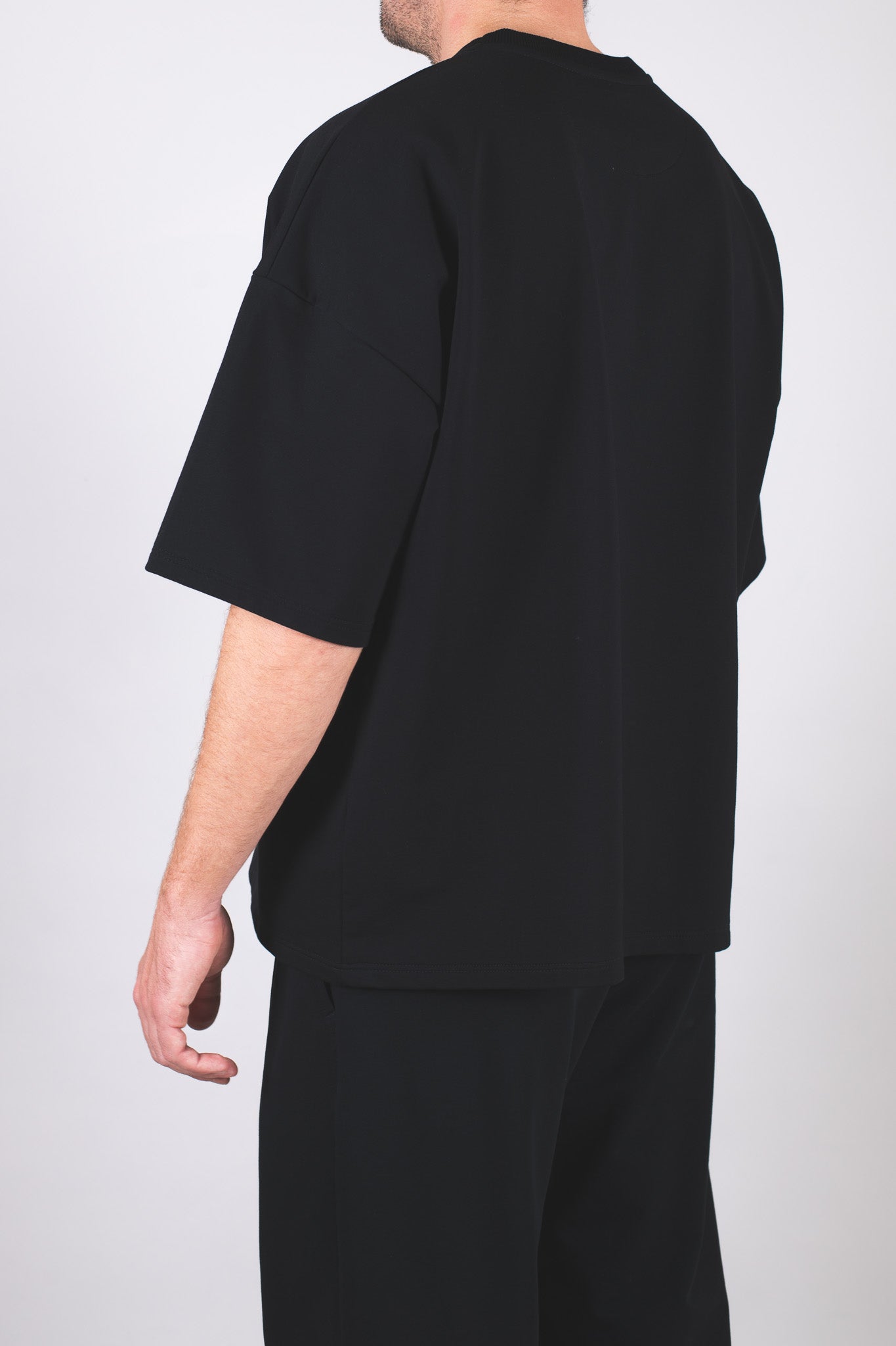 Pánske mikinové tričko z biobavlny - loose fit