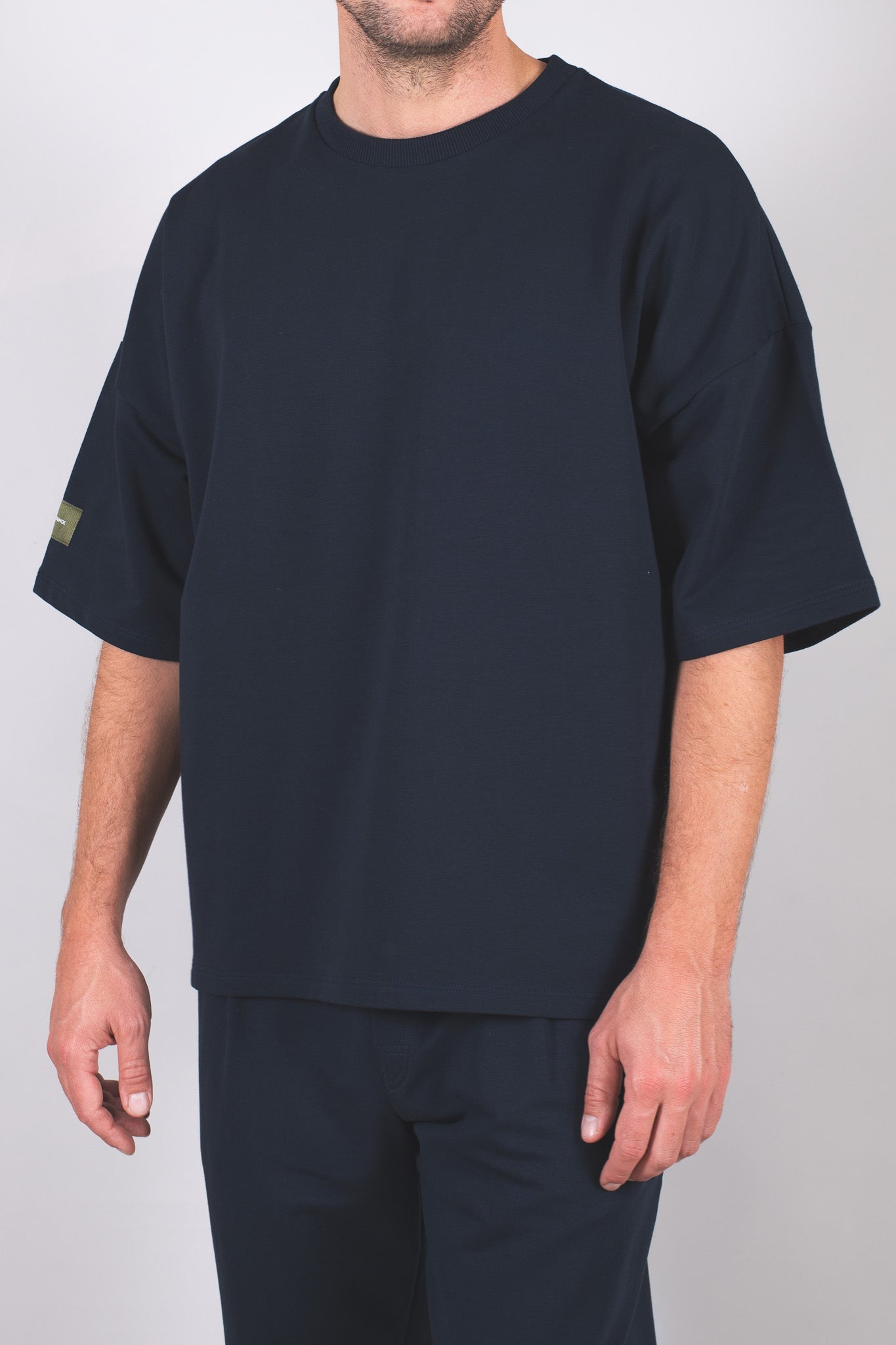 Pánske mikinové tričko z biobavlny - loose fit