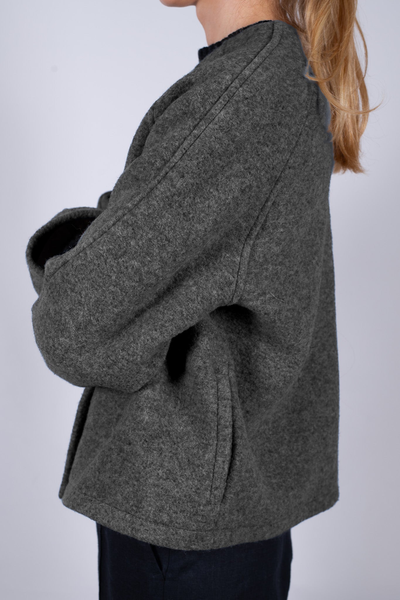 Women’s Wool short Coat Loose fit – Dark Gray
