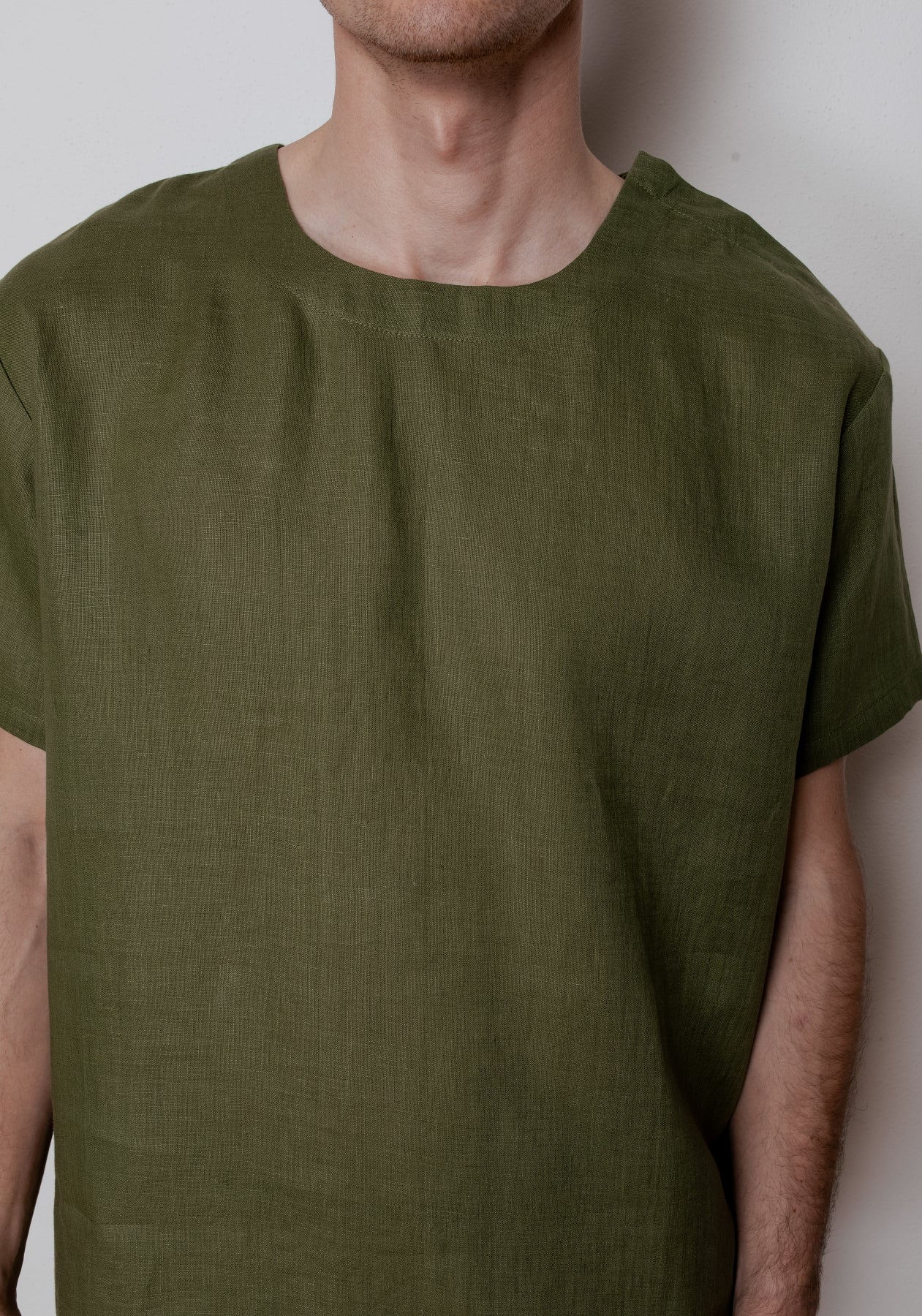 Pánské lněné tričko regular - Moss green