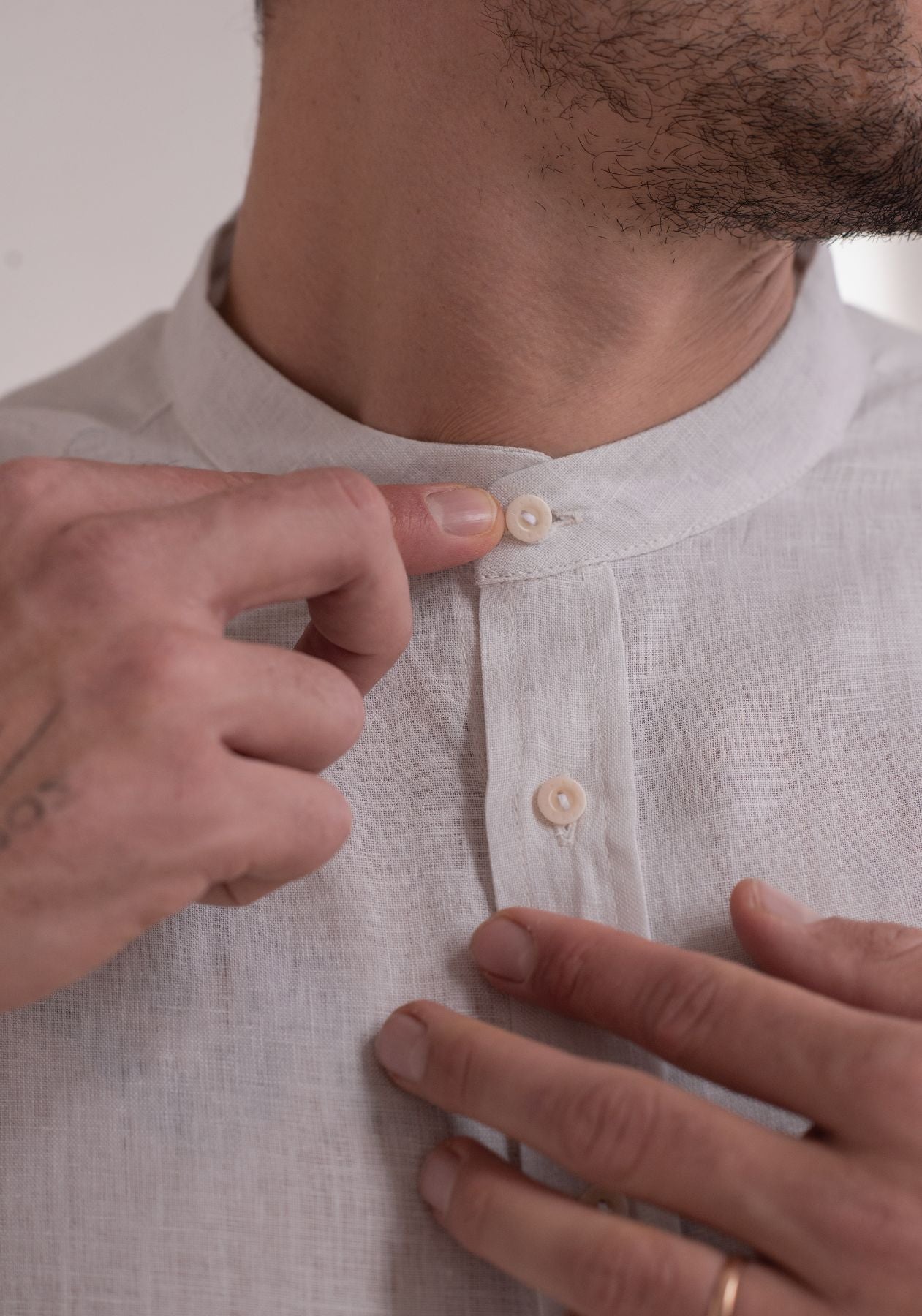 Men linen shirt Pearl gray