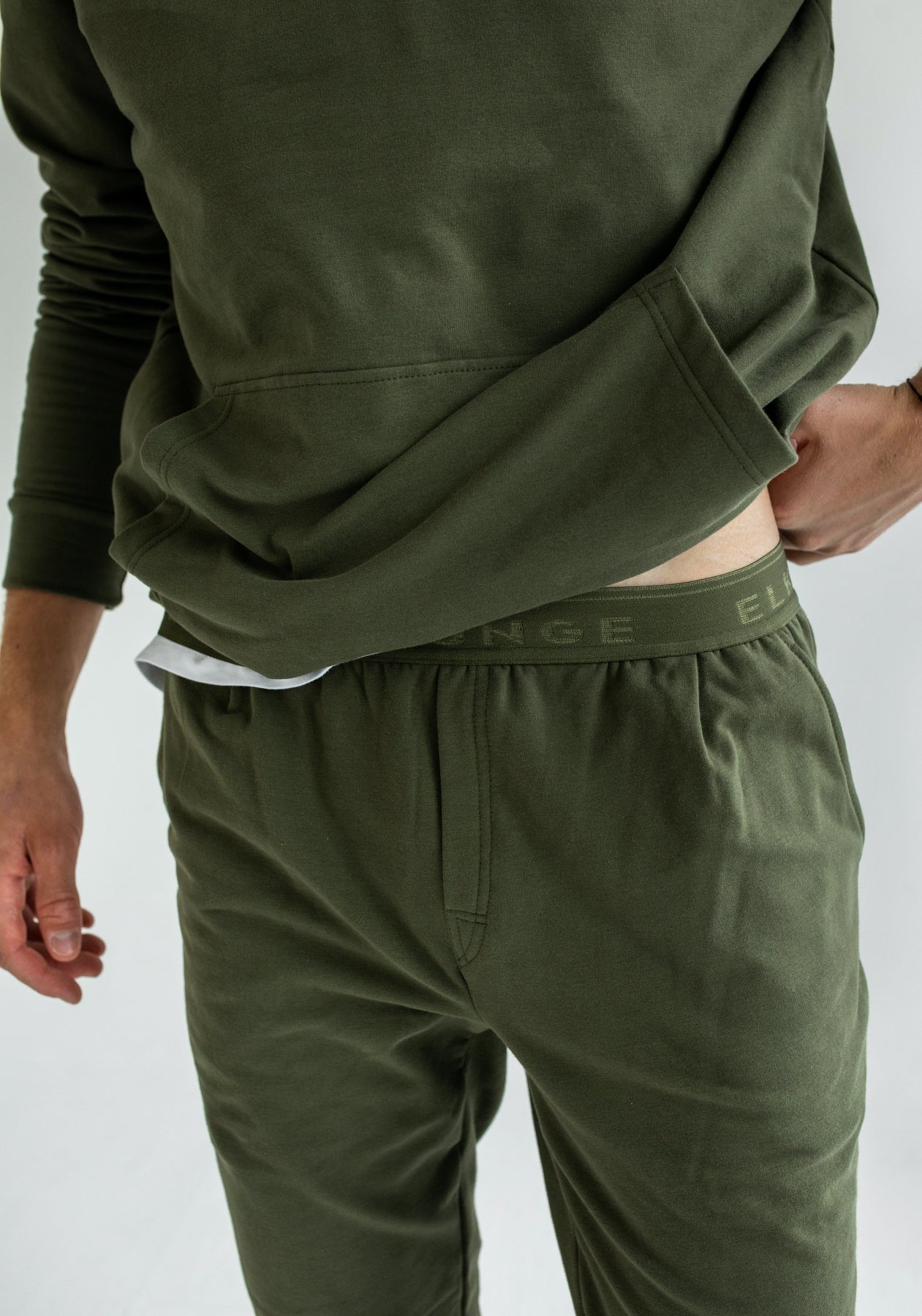 Pánske Teplákové nohavice z biobavlny Moss green lounge - regular
