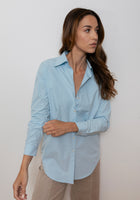 Women's organic cotton shirt with loose fit collar