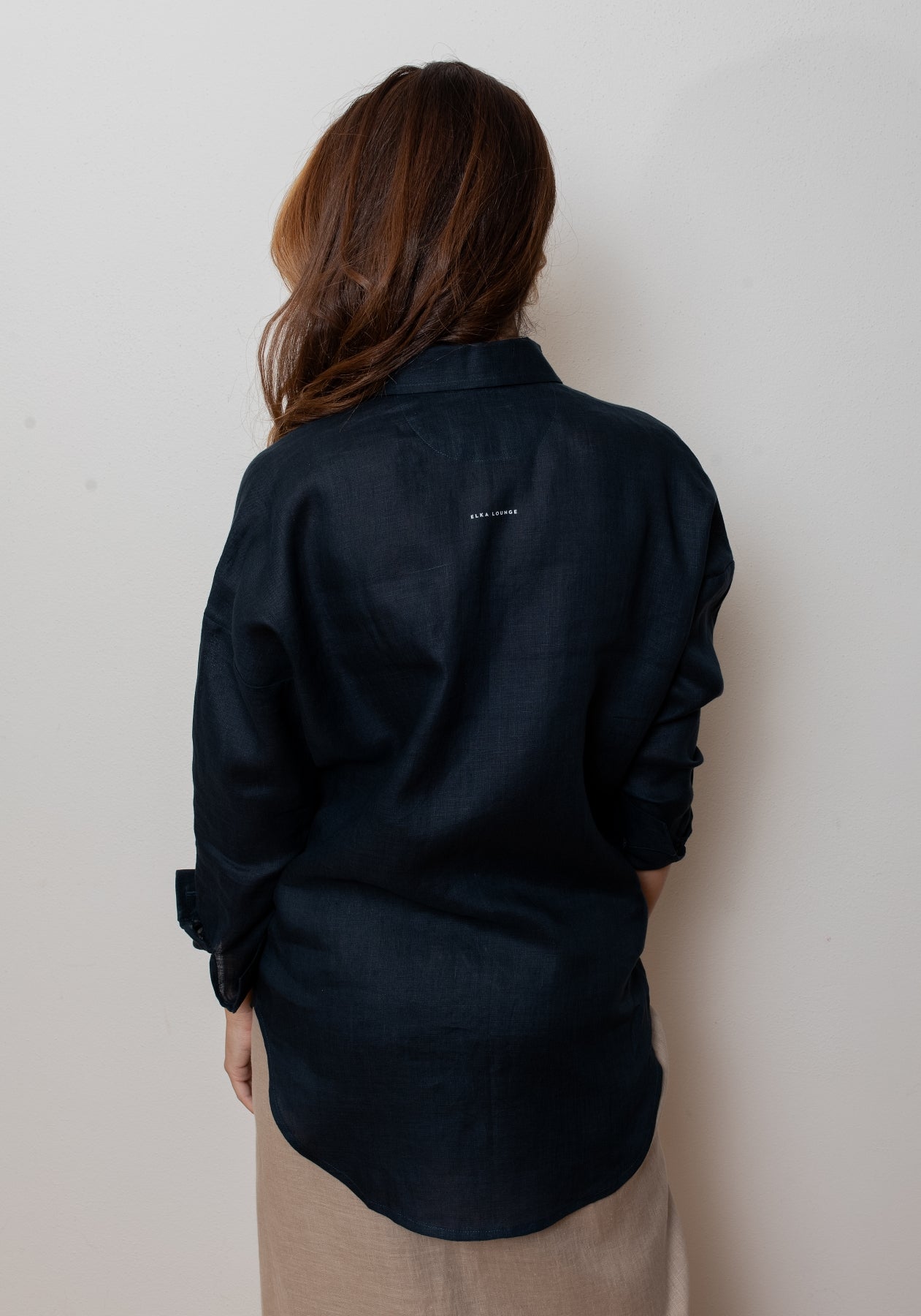 Dámska ľanová košeľa s golierom loose fit - Deep blue