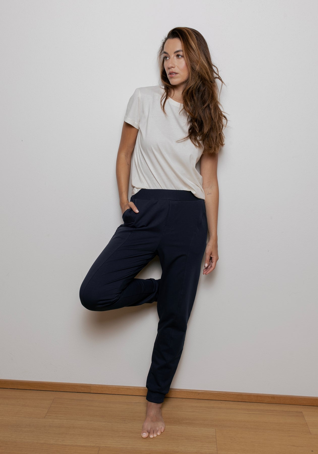 Women sweatpants organic cotton Deep blue - loose fit