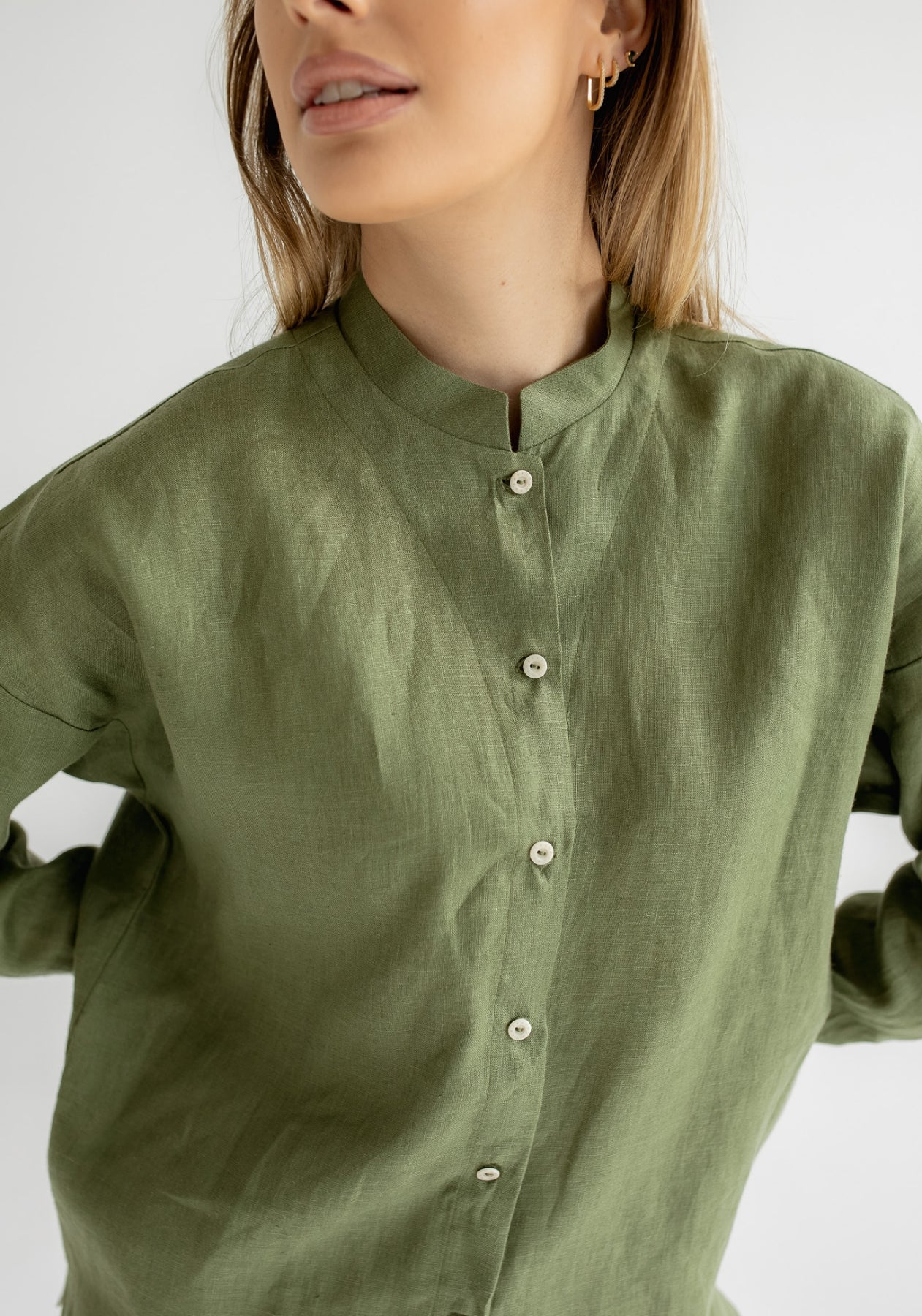 Women linen shirt regular fit Moss green