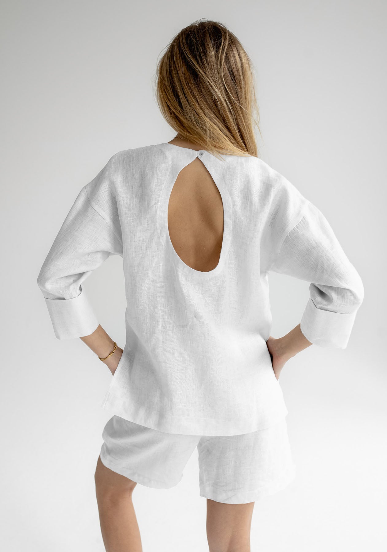 Women's linen top open back White